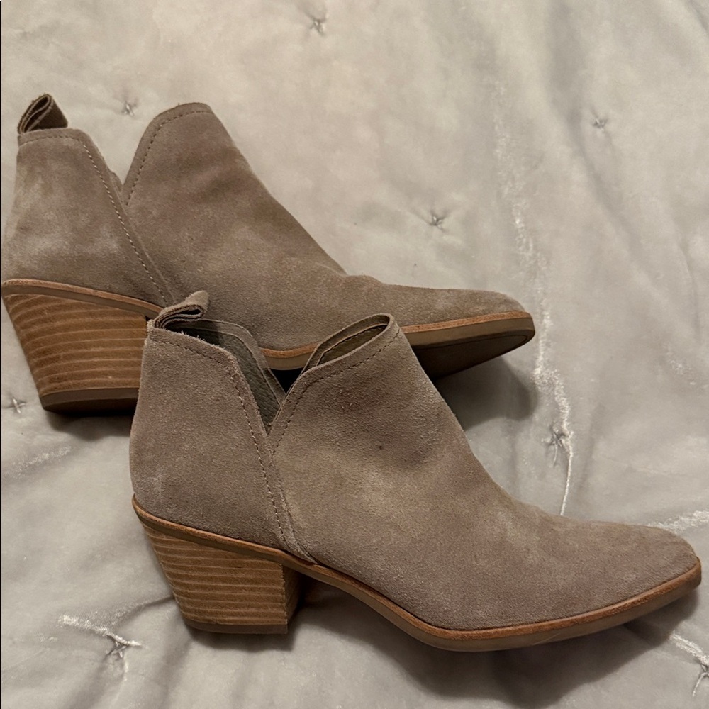 Dolce Vita Suede Taupe Ankle Boots